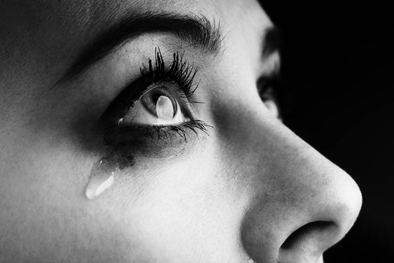 Instructions to Make Yourself Cry On The Spot: 11 Tips To Burst Into Tears