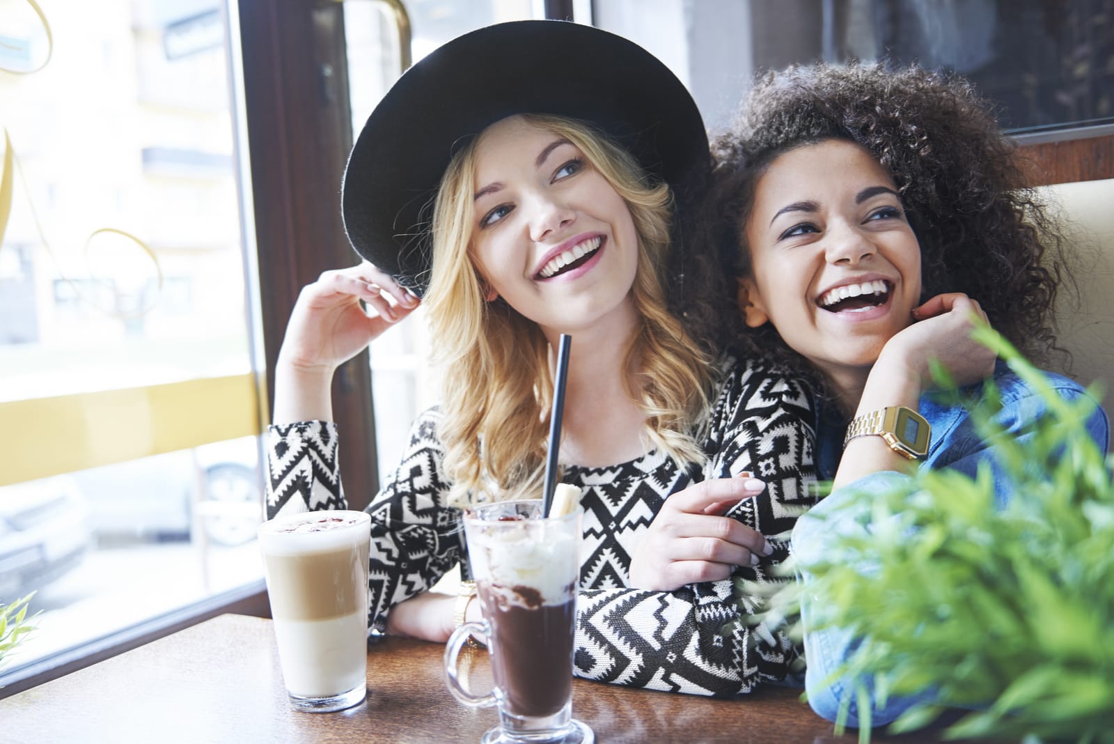 Companions Bucket List: 13 Challenges You Have To Do With Your Best Friend